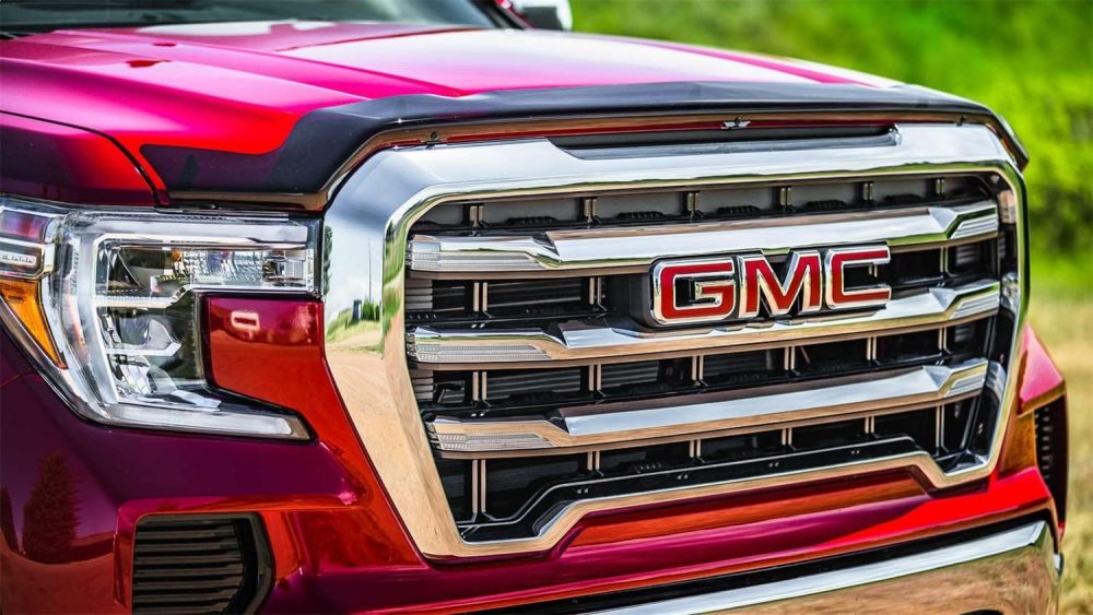 EGR 301791 SuperGuard Hood Guard Bug Deflector Protector, Dark Smoke Finish, Compatible with Select GMC Sierra All Cabs Models - Image 3