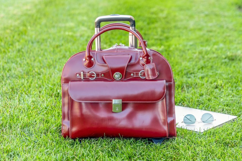 Mcklein Edgebrook 15” Leather Wheeled Laptop Briefcase Red - Image 2